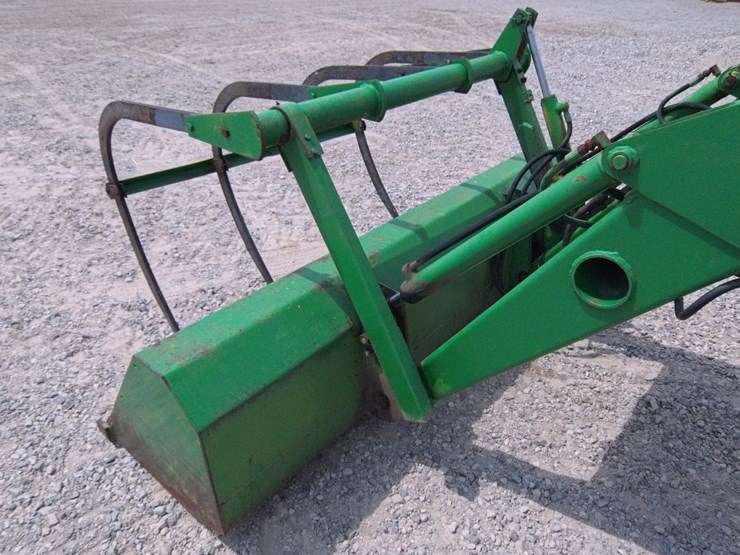 john-deere-4630-image-11