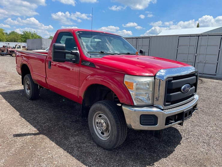 2012-ford-f350-xl-image-3