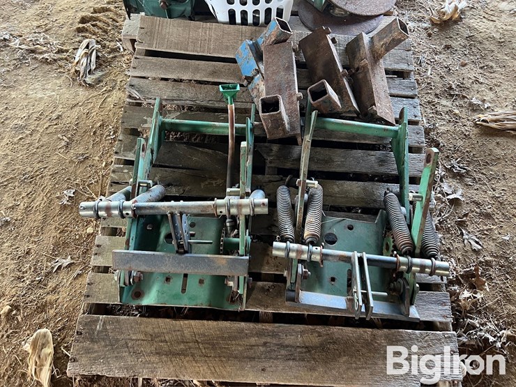 john-deere-7000-image-6