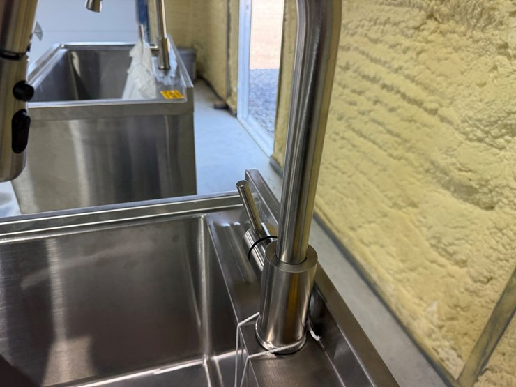 #49815-•-unused-trinity-22"-stainless-steel-sink-image-12