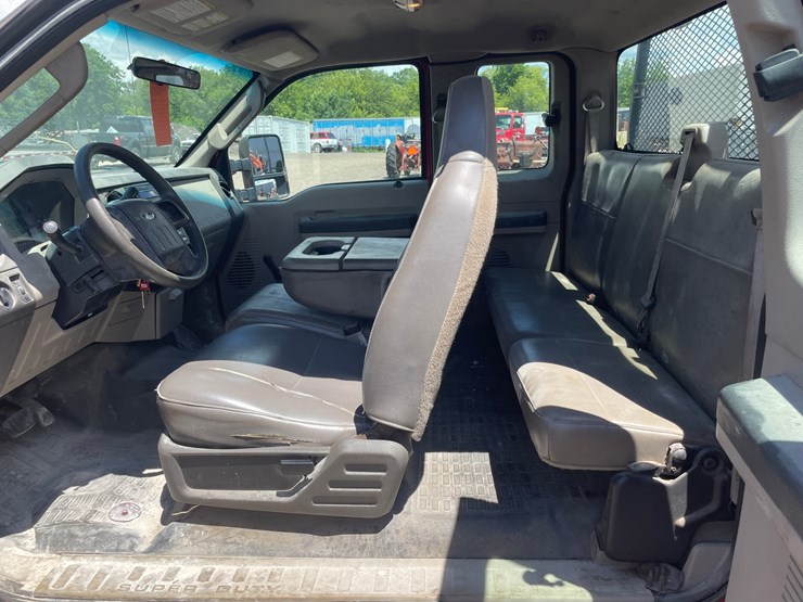 2008-ford-f250-xl-image-28
