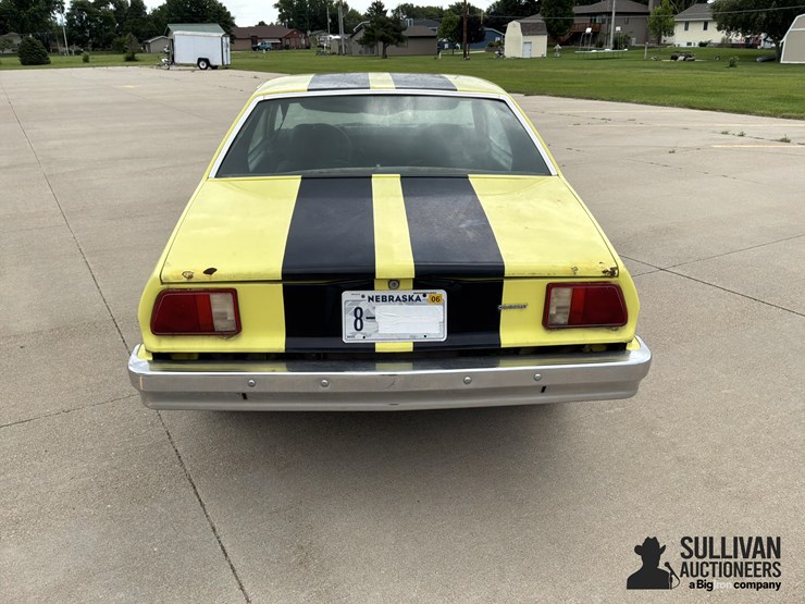 1975-chevrolet-monza-2-door-coupe-image-9