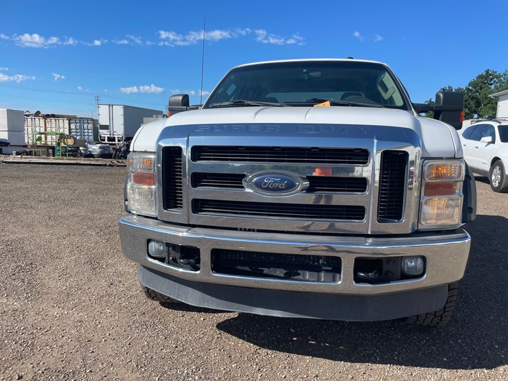 2009-ford-f250-xlt-image-2