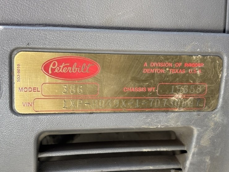 2007-peterbilt-386-image-34
