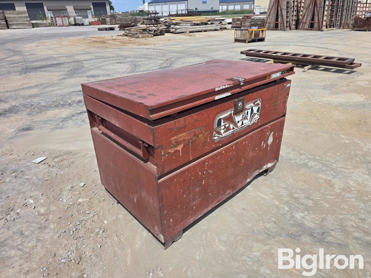 steel-job-box-w/form-hardware-image-3