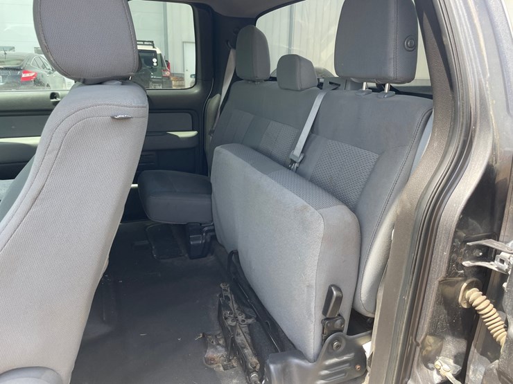 2013-ford-f150-xlt-image-32