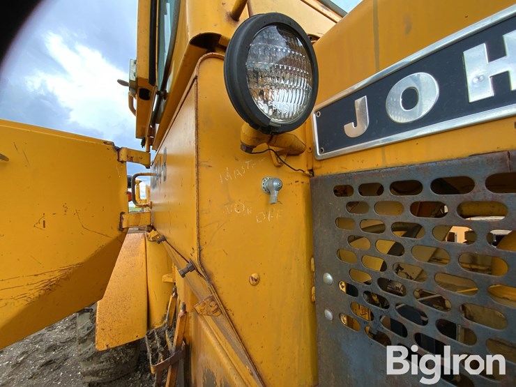 john-deere-544-image-9