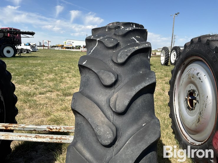 miller-sprayer-wheels-&-380/90r46-tires-image-15