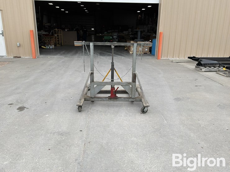 sprayer-tire-hoist-image-6