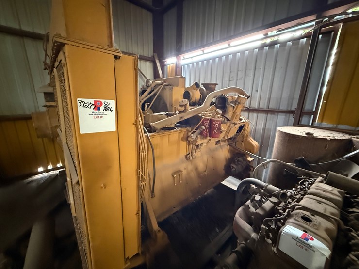 caterpillar-d353-image-1