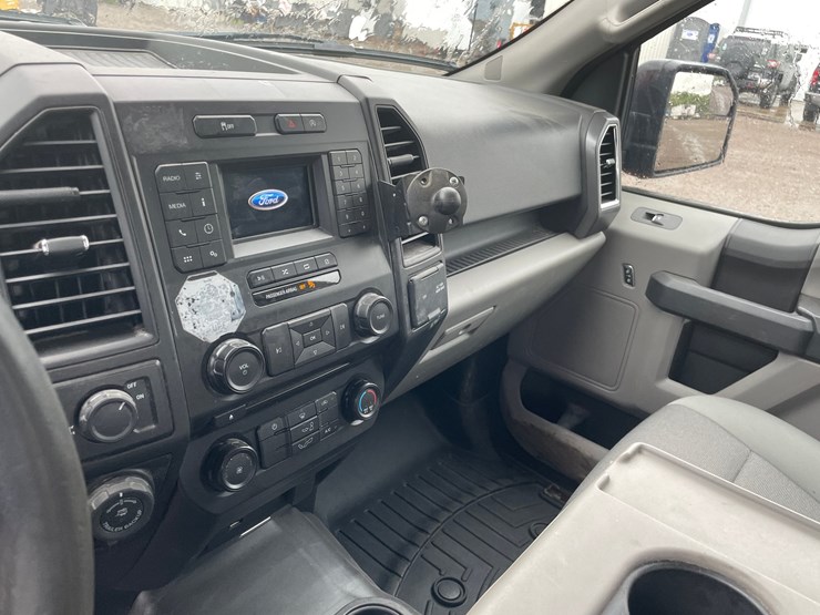2018-ford-f150-xl-image-23