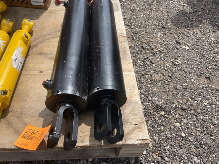 #2784-•-(2)-3000-psi-cylinders-image-1