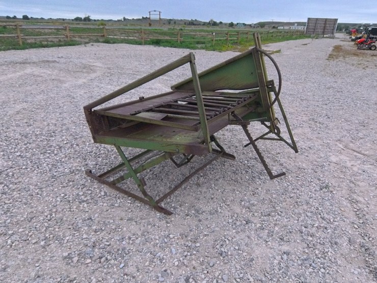 #2039-•-powder-river-calf-table-/-chute-image-7