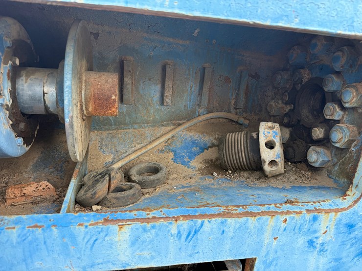 caterpillar-d379-image-6