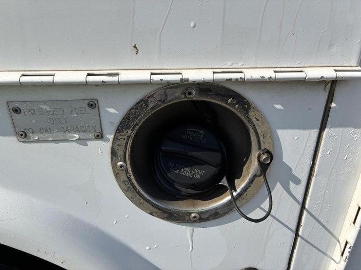 2004-ford-f350-image-8