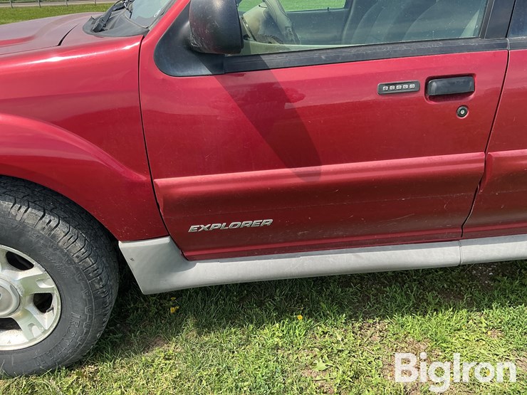 2002-ford-explorer-sport-trac-image-9