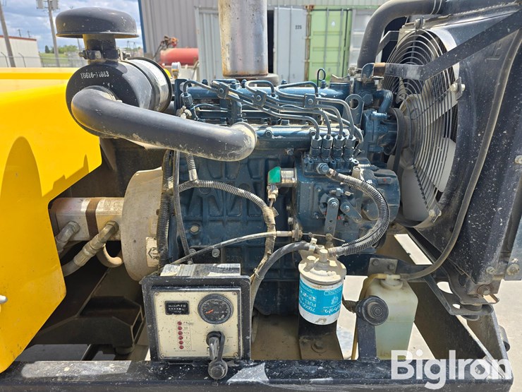 ligchine-international-screedsaver-max-laser-leveling-power-screed-image-10