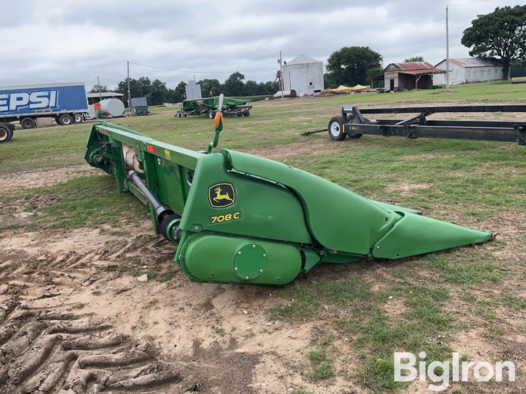 2018-john-deere-708c-image-5
