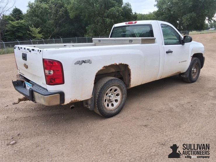2010-chevrolet-1500-image-5