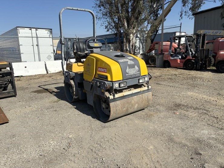 2014-dynapac-cc1200-image-2