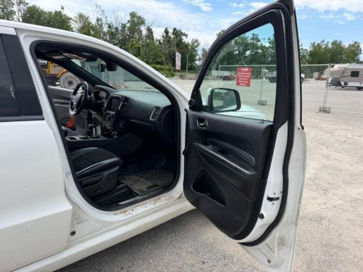 2019-dodge-durango-image-24