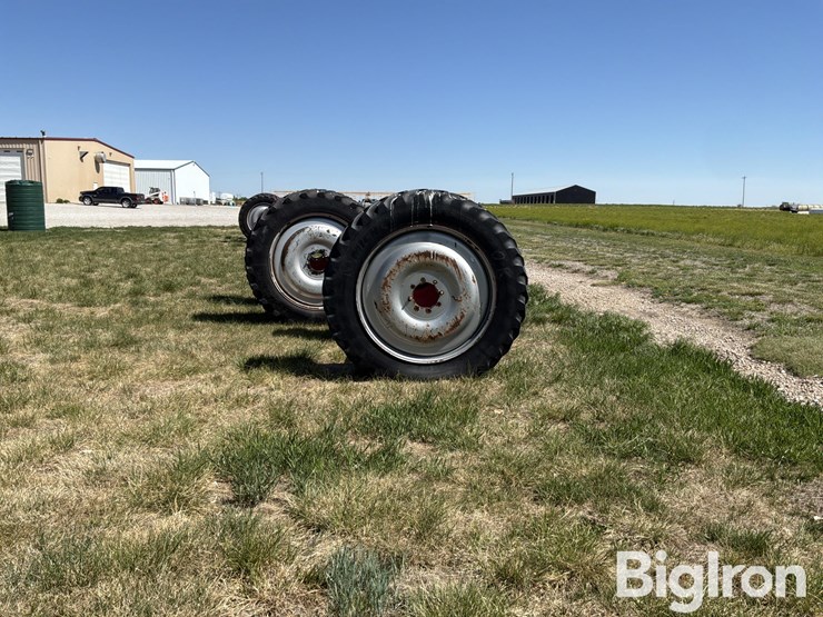 miller-sprayer-wheels-&-380/90r46-tires-image-8