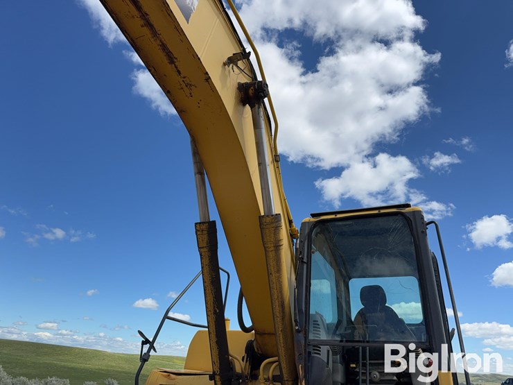 2005-komatsu-pc200-lc-7l-image-11