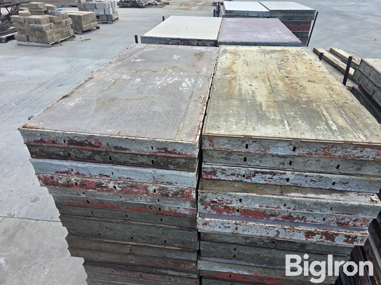 4'-concrete-wall-forms-image-12