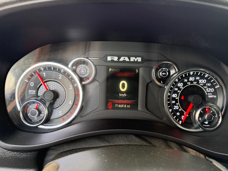 2024-dodge-3500-image-16