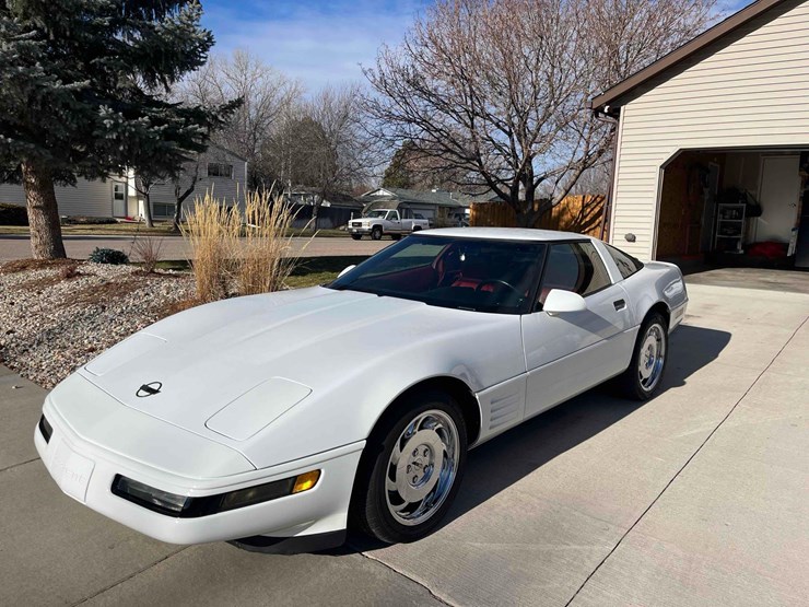 1992-corvette-image-1
