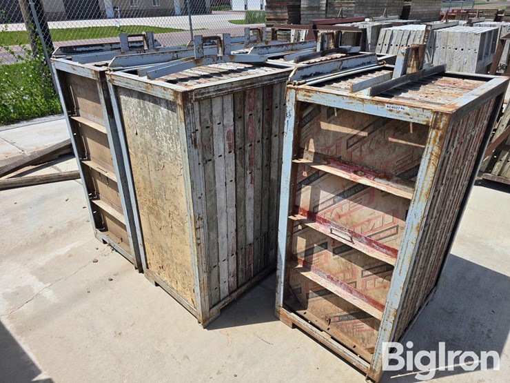 4'-concrete-wall-forms-image-1
