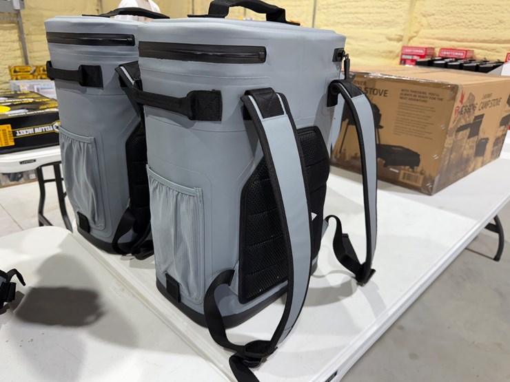 #49796-•-lot-of-(2)-unused-member-mark-backpack-coolers-image-5