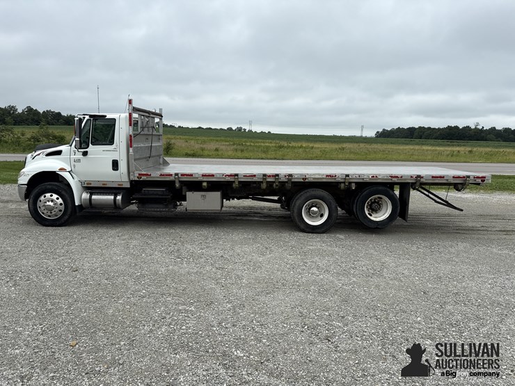 2007-international-durastar-4400-image-8