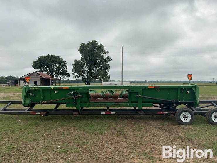 2013-john-deere-608c-image-6