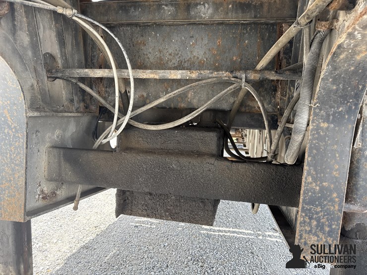 2007-transcraft-dtl-2100-t/a-step-deck-trailer-image-17