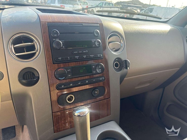 2004-ford-f150-xl-image-15