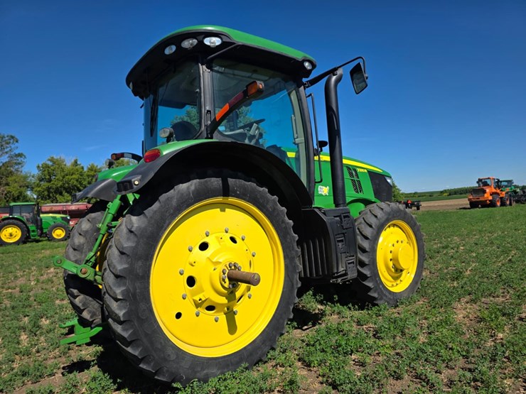 john-deere-7230r-image-9