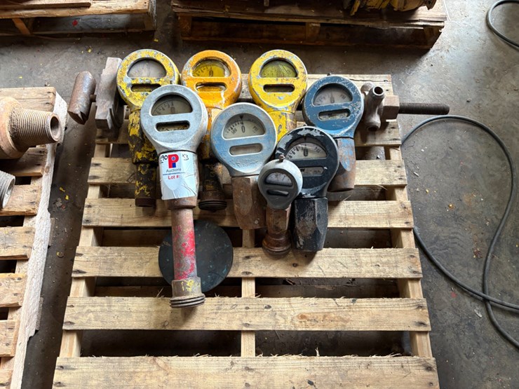 (3-pallets-of-assorted-x-over-subs,-valve-seats,-&-pressure-gauges-image-2