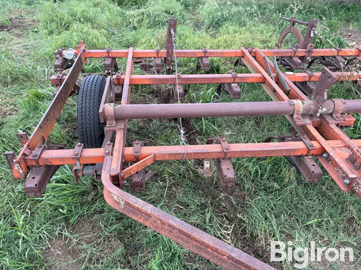 11'6"-field-cultivator-image-12