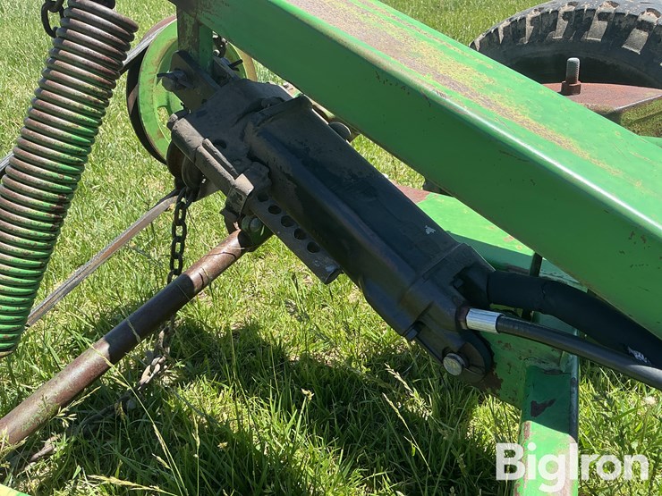 john-deere-450-image-14