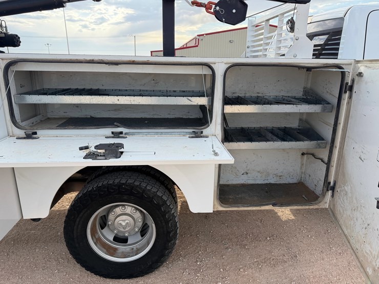 2024-dodge-3500-image-8