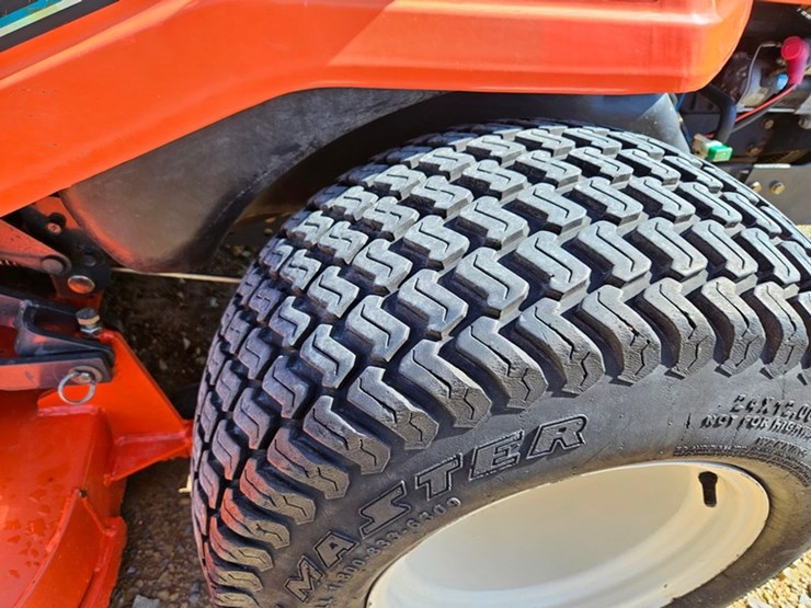 kubota-zd25-image-17