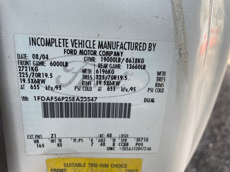2005-ford-f550-xl-image-49
