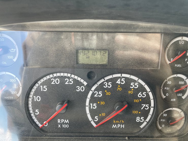 #2872-•-2006-freightliner-quad-axle-dump-truck-(title-in-delay)-image-39