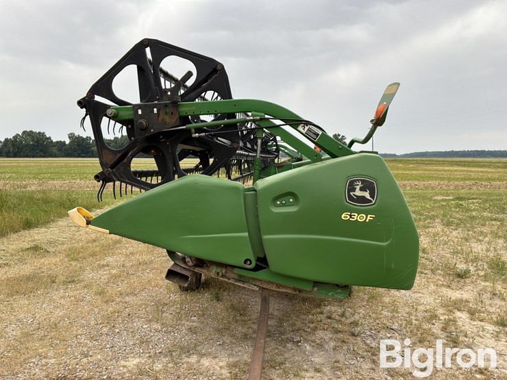 2010-john-deere-630f-image-8
