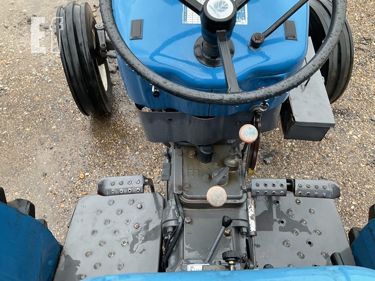 new-holland-3010-image-6