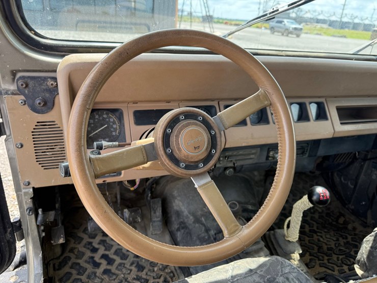 1988-jeep-wrangler-image-48