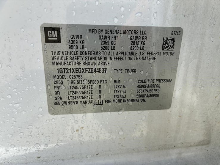 2015-gmc-2500-image-19