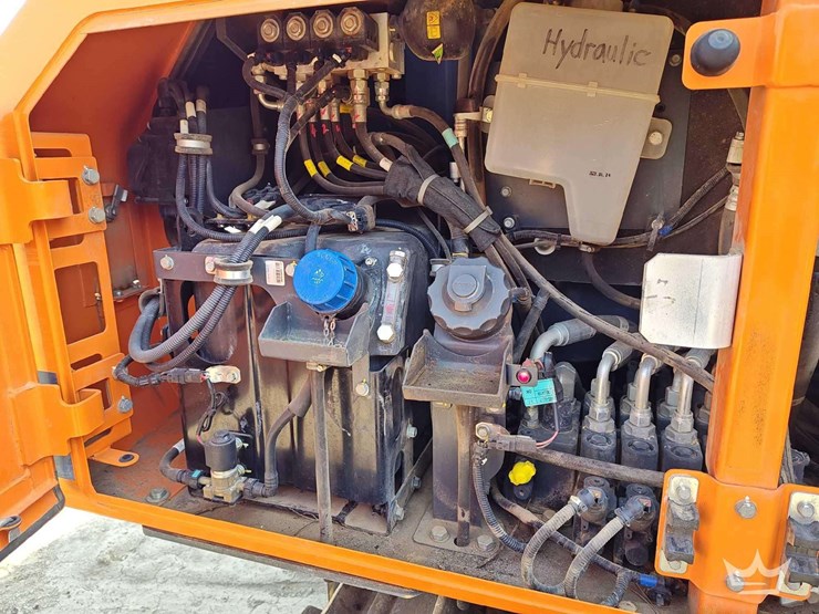2023-doosan-dd100-image-28