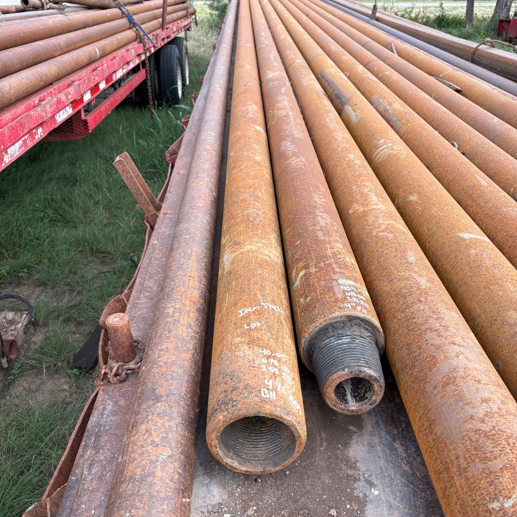 6-1/8”OD x 3-5/8”ID x 40.05’L 4-1/2REG SLICK BH DRILL COLLAR